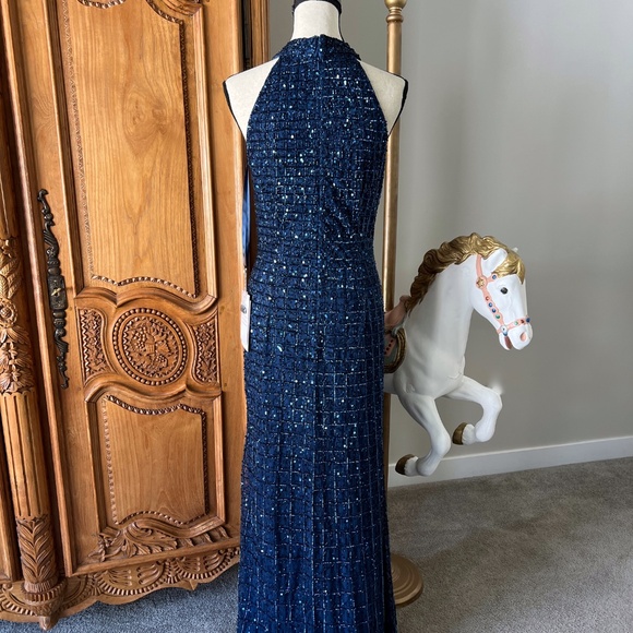 NWT Mac Duggal [ 6 ] 23018 Embellished Halter Neck Keyhole Gown Mid Blue #Q1151 - Picture 7 of 12
